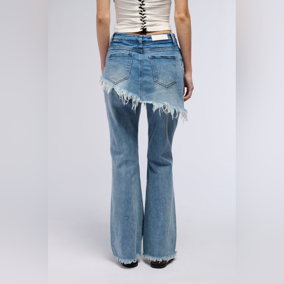 Callie Lives Stasia YMe AKIRA Distressed Skirt Straight Leg Denim Jeans 3 - Picture 4 of 8